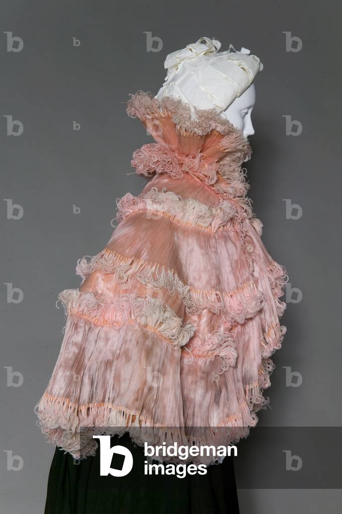 Bertha Palmer's cape, c.1900 (side view), Feather, and silk chiffon