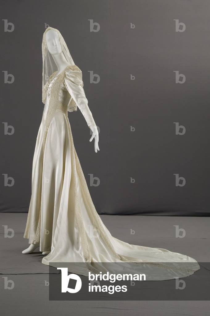 Wedding gown and veil, 1941 (side view), Silk satin, lace, Maker unknown