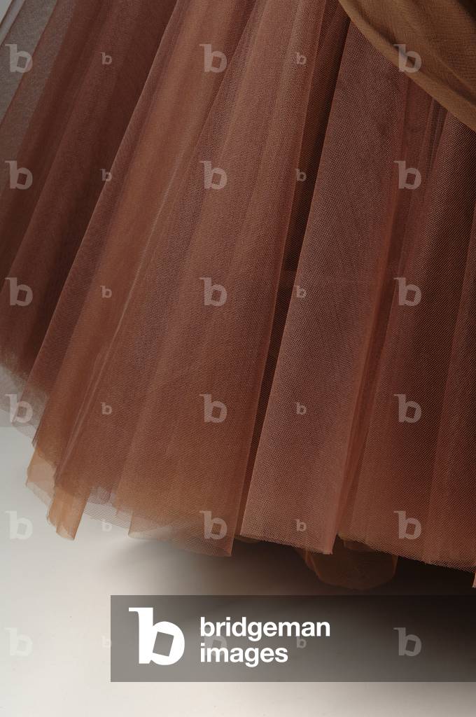 Evening dress, Swan, 1954 (detail view of hem), Silk chiffon silk and nylon tulle, Charles James, U.S.A.