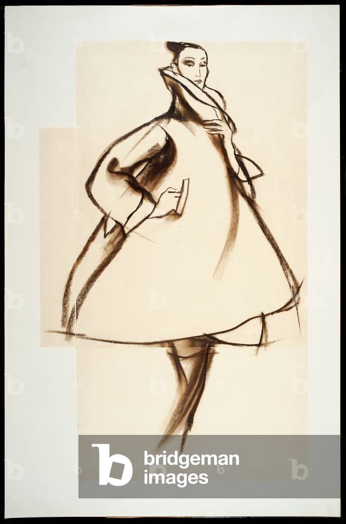 Overcoat with trumpet-like collar