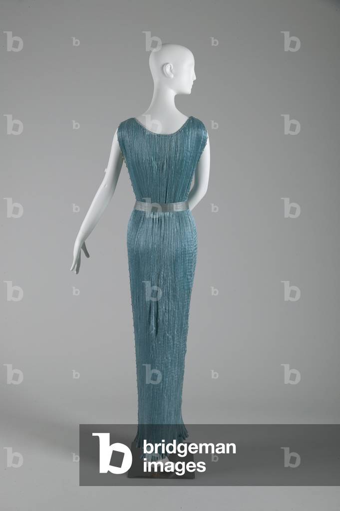 Delphos dress, 1948 (back view), Pleated silk, Mariano Fortuny, Italy