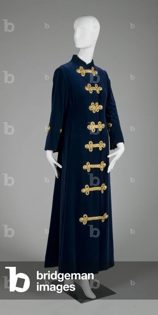 Evening coat, 1968 (front oblique view), Velvet, Bill Blass for Maurice Retner