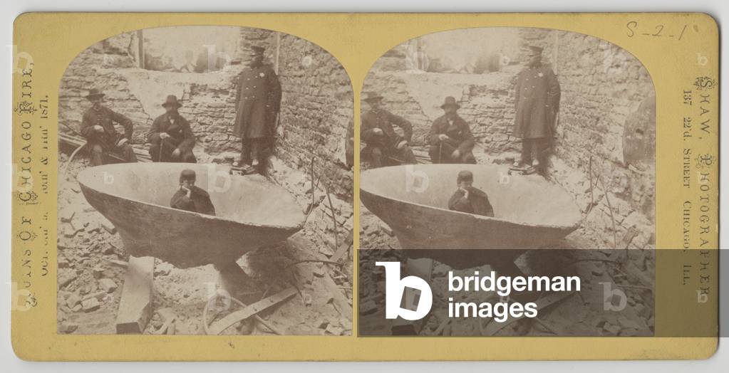 Stereograph view of courthouse bell after the Chicago Fire of 1871 (b/w photo)