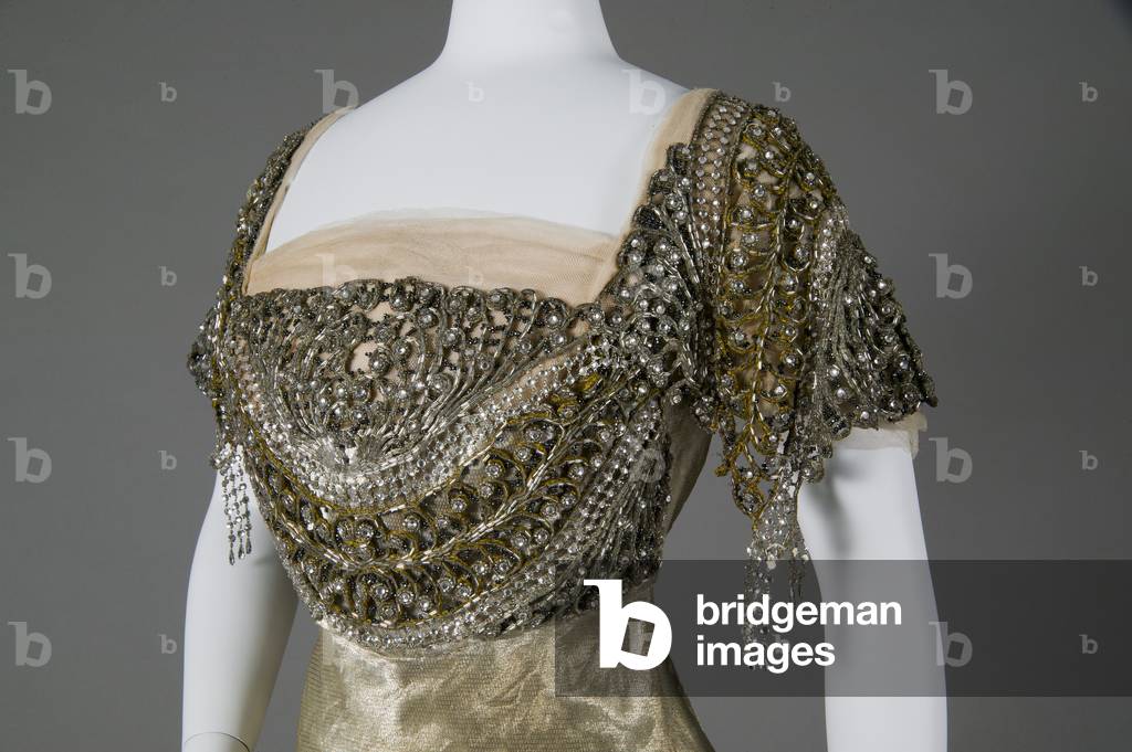 Bertha Palmer's dress, 1910 (front oblique partial view), Reville & Rossiter