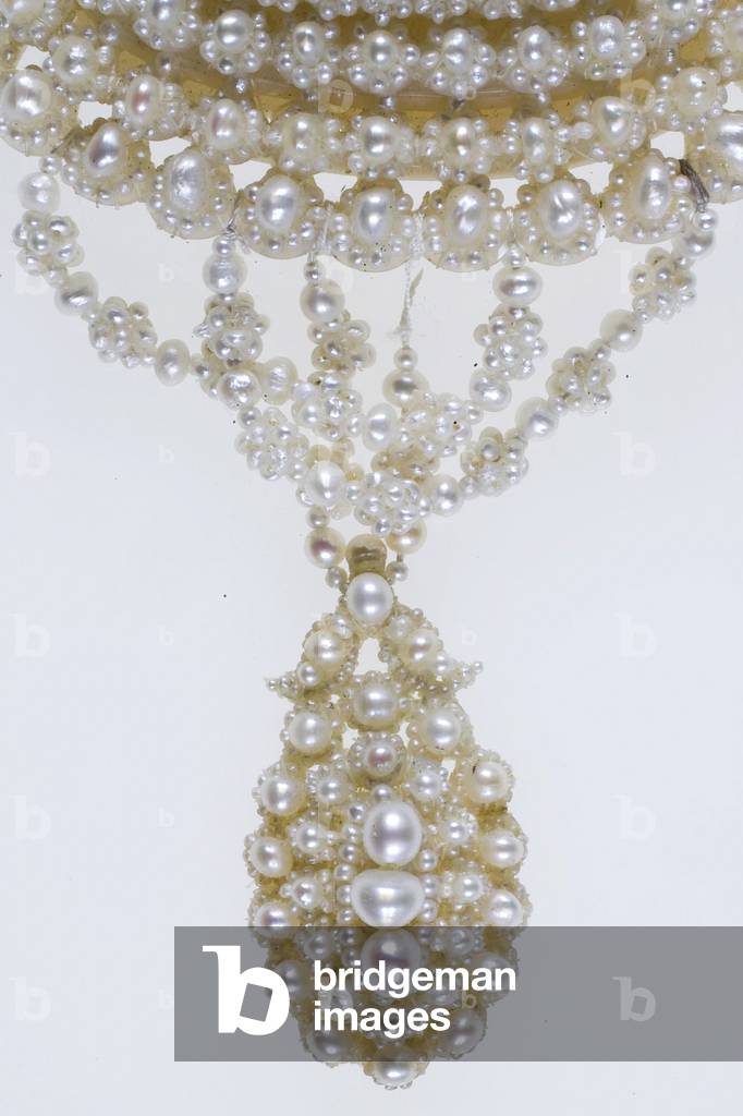 Wedding brooch, 1855 (detail view), Pearls, silver, Maker unknown