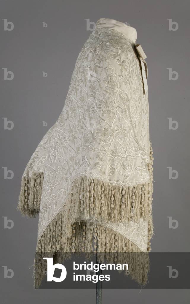 Bertha Palmer's coat, c.1870 (side view), Ribbed silk moiré, fringe, and crystal beads