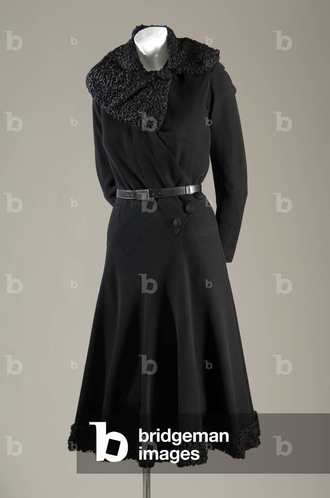Dress, c.1935 (front oblique view), Madeleine Vionnet, France Wool crepe and caracal