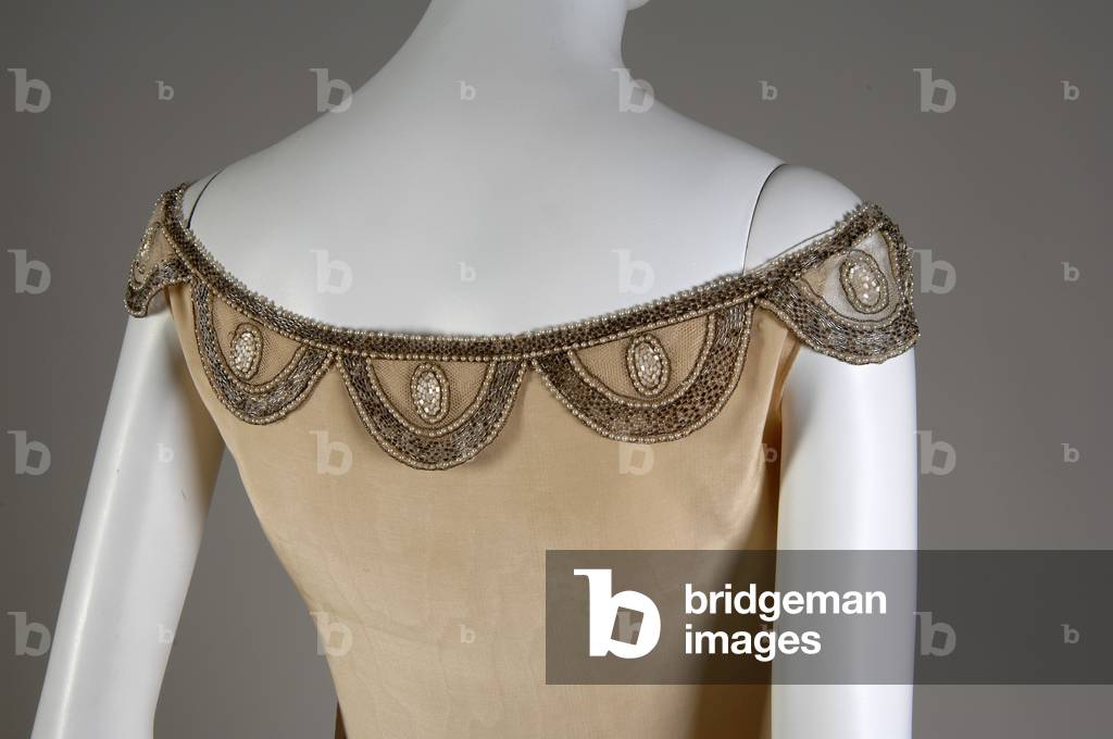 Robe de Style, 1927 (back oblique, partial view of neckline), Silk moiré, glass beads, pearls, metallic thread, Jeanne Lanvin, France