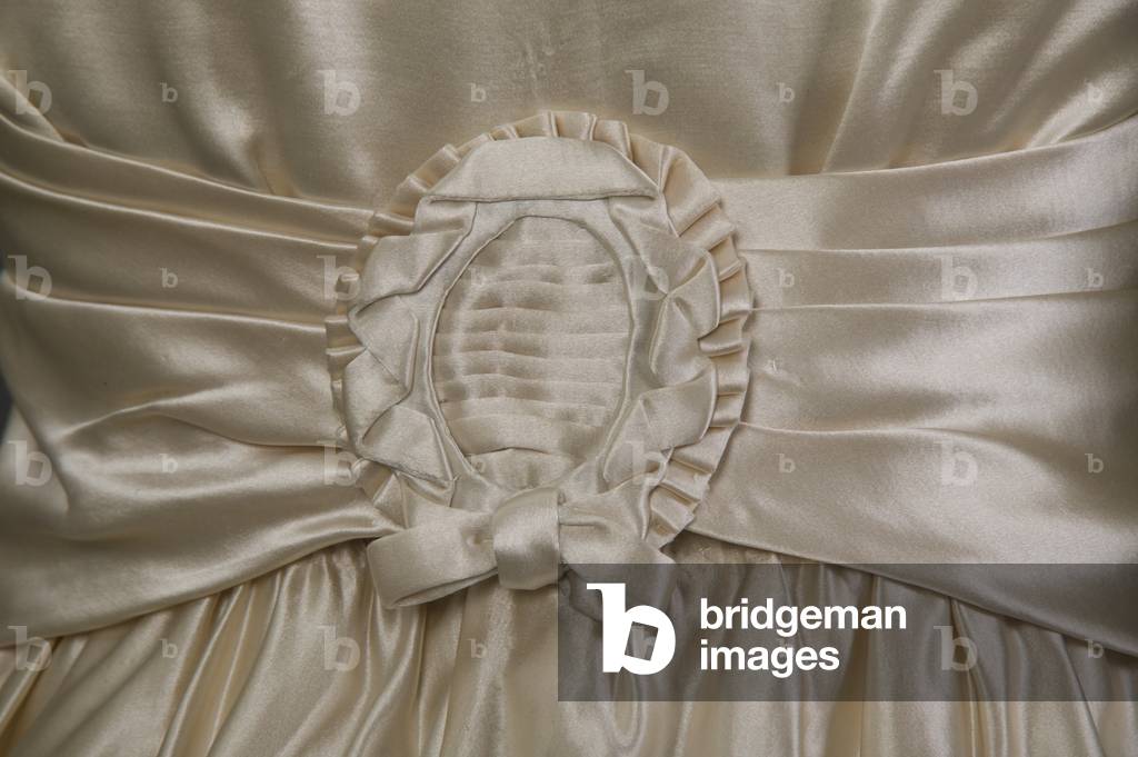 Wedding dress, 1918 (back waist detail), Silk satin, lace, silk flowers, Lucile, Chicago