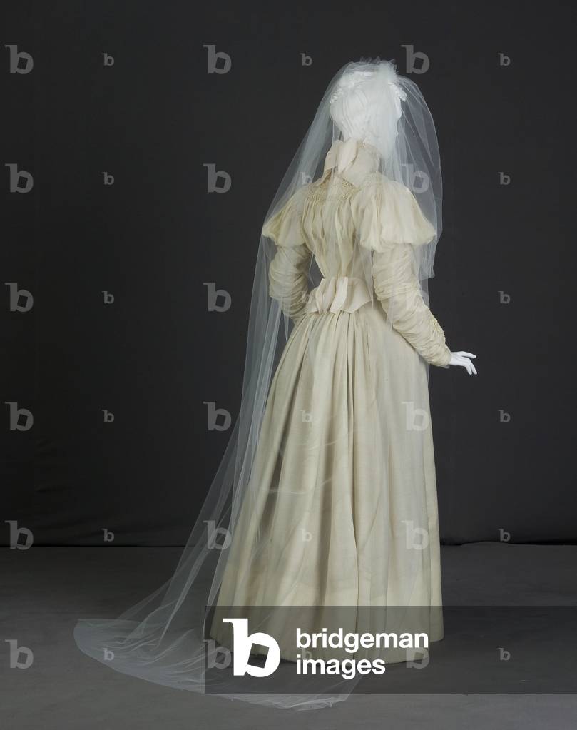 Wedding dress, 1897 (back oblique view, with veil), Silk crepe, satin, Sarah Nugent, bride's sister