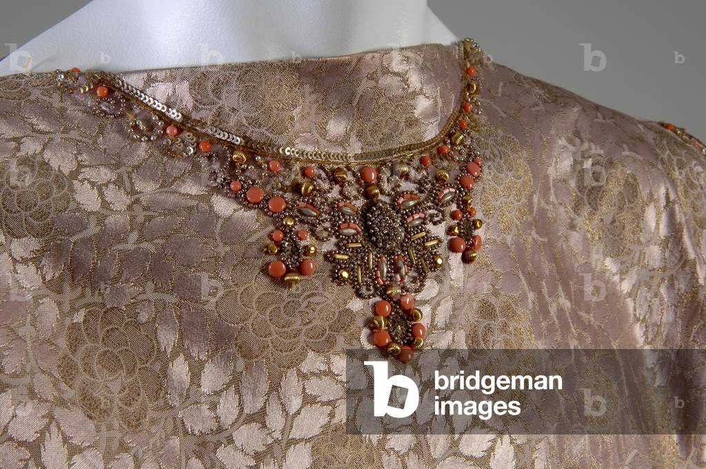 Evening dress, c.1938 (front oblique view of neckline detail), Silk brocade, glass beads, and coral trim, Mainbocher, France