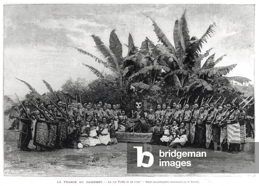 King Toffa (r.1874-1908) and his Court, Dahomey, 1892 (engraving) (b/w photo)