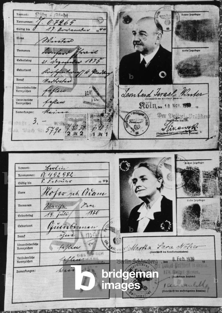 Immagine di Disegno "Carte d'identità tedesche per ebrei", 1939, b/w