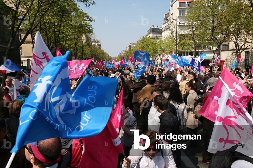 Demand For All Society (photo)