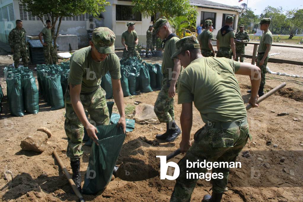 Colombia Defense (photo)