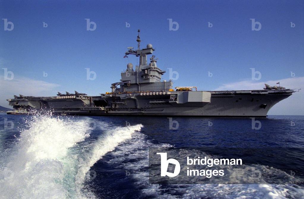 Aircraft-Carrier Charles de Gaulle (photo)