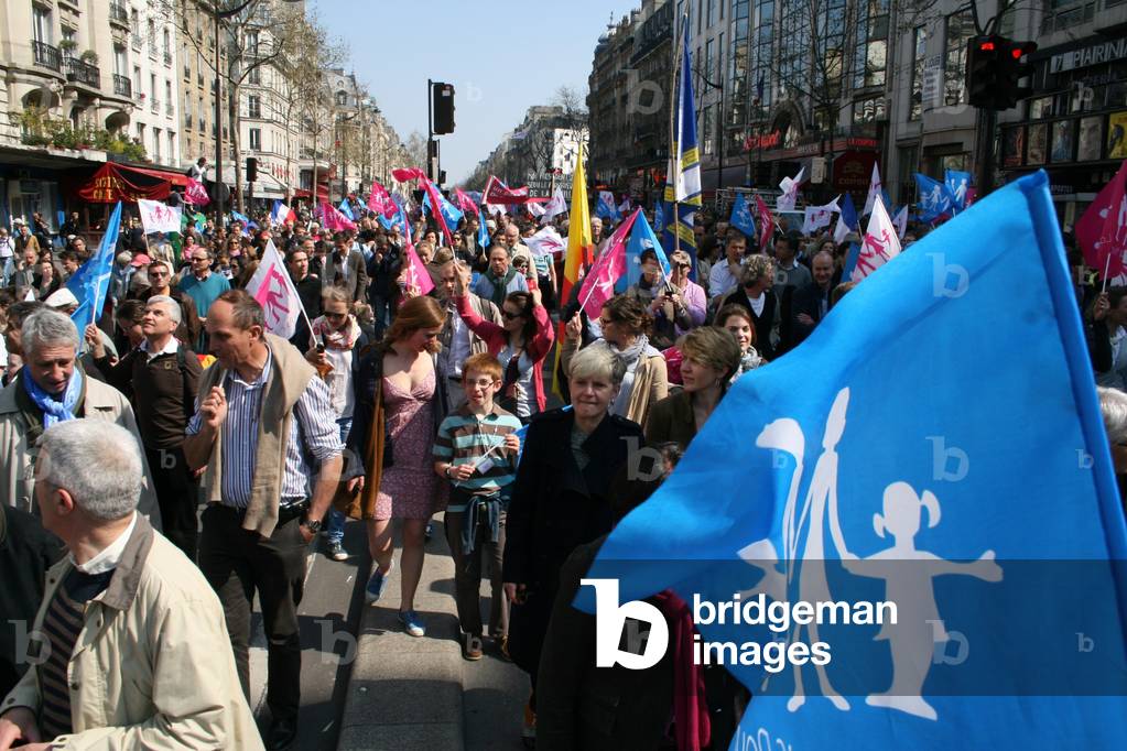 Demand For All Society (photo)