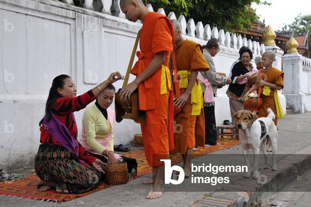 Lao-Luang Prabang Buddhism (photo)
