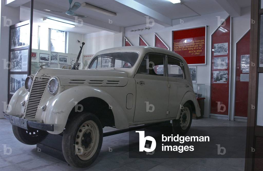 Vietnam Hanoi Musee Ho Chi Minh (photo)