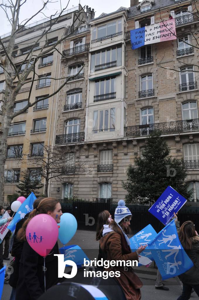 Demand For All Society (photo)