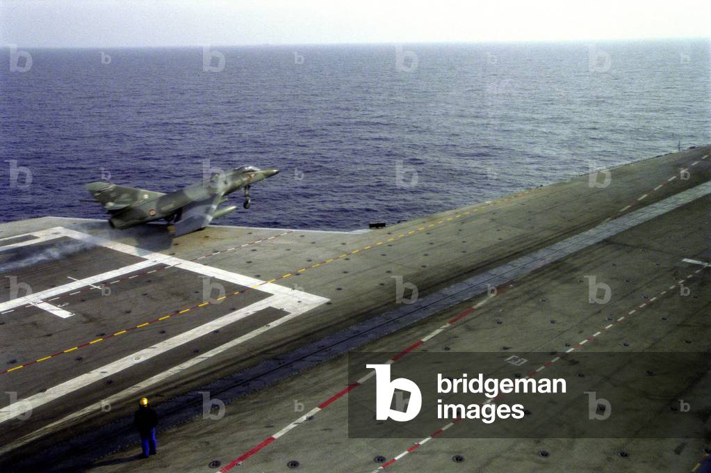 Aircraft-Carrier Charles de Gaulle (photo)