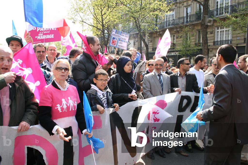 Demand For All Society (photo)