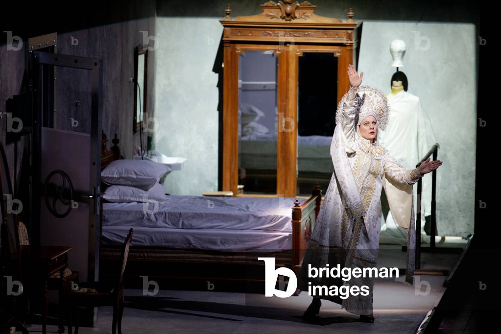 The enchanting, by piotr Illitch Tchaikovsky