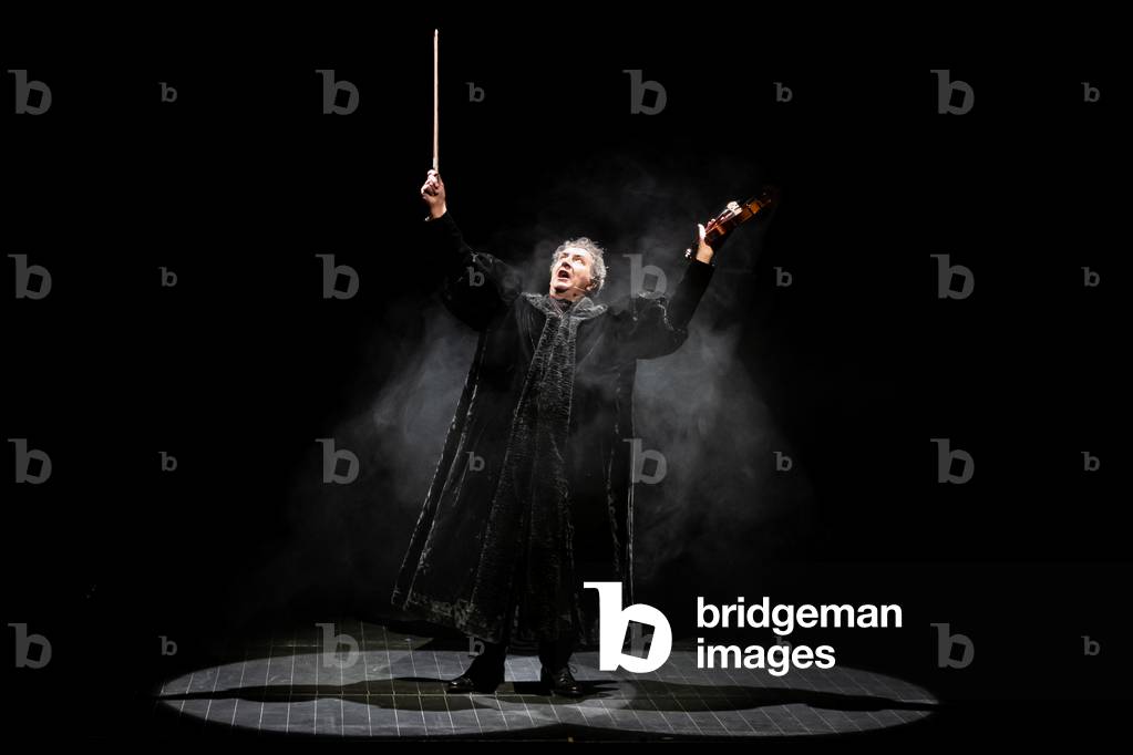 I have doubts at the theatre of the Roundabout 2018