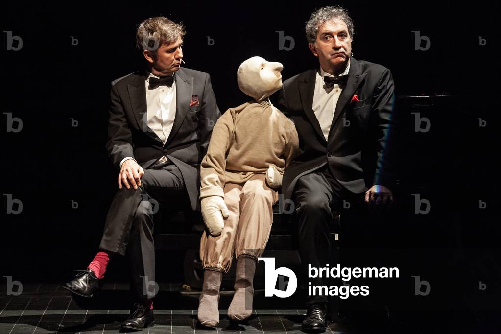 I have doubts at the theatre of the Roundabout 2018