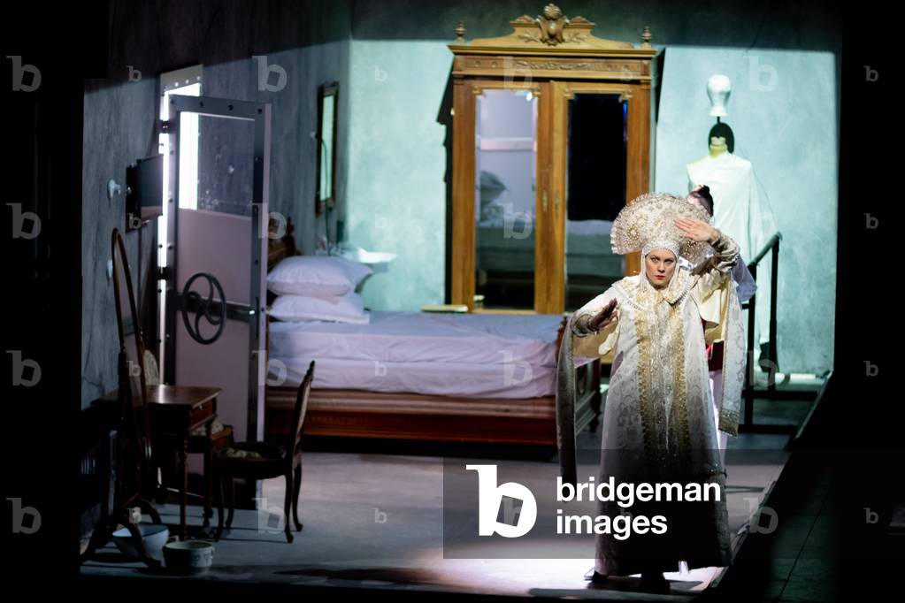 The enchanting, by piotr Illitch Tchaikovsky