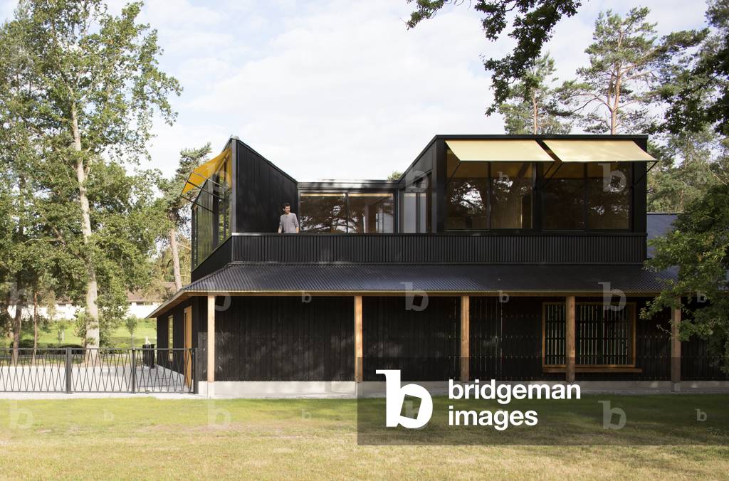 Communal workshops and staff housing, Boidot Robin architects, 2016, Poigny-la-Forêt, Yvelines, France (photo)