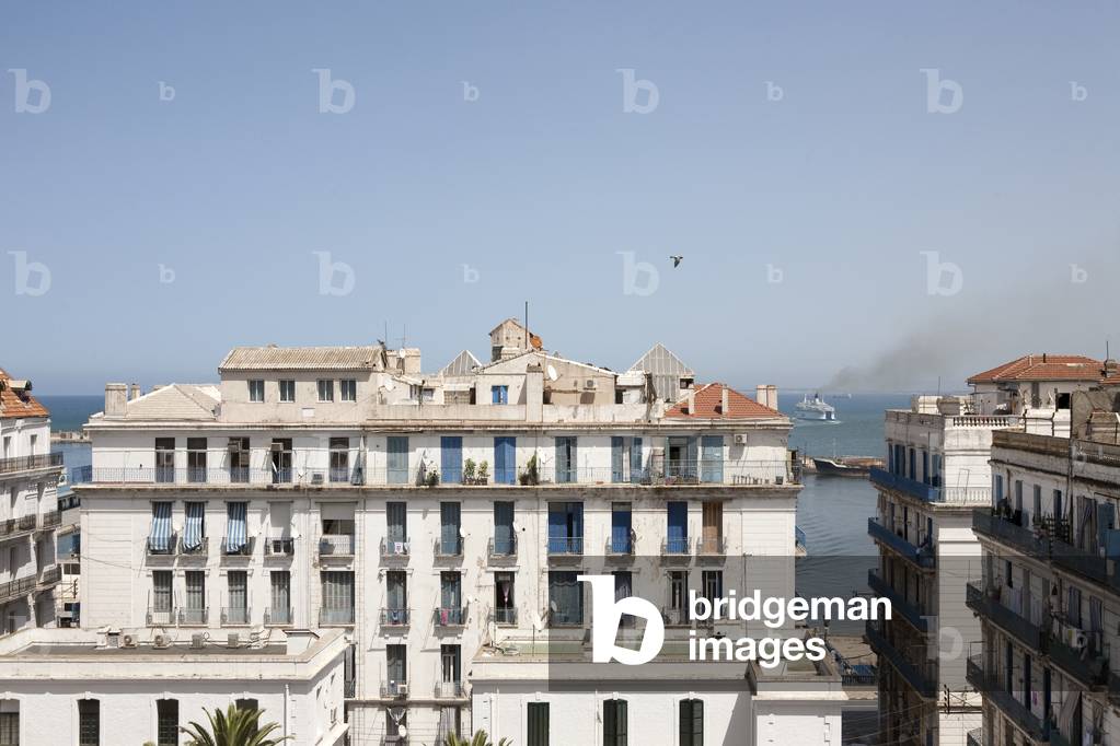 Haussmann building in Algiers, Algeria (photo)