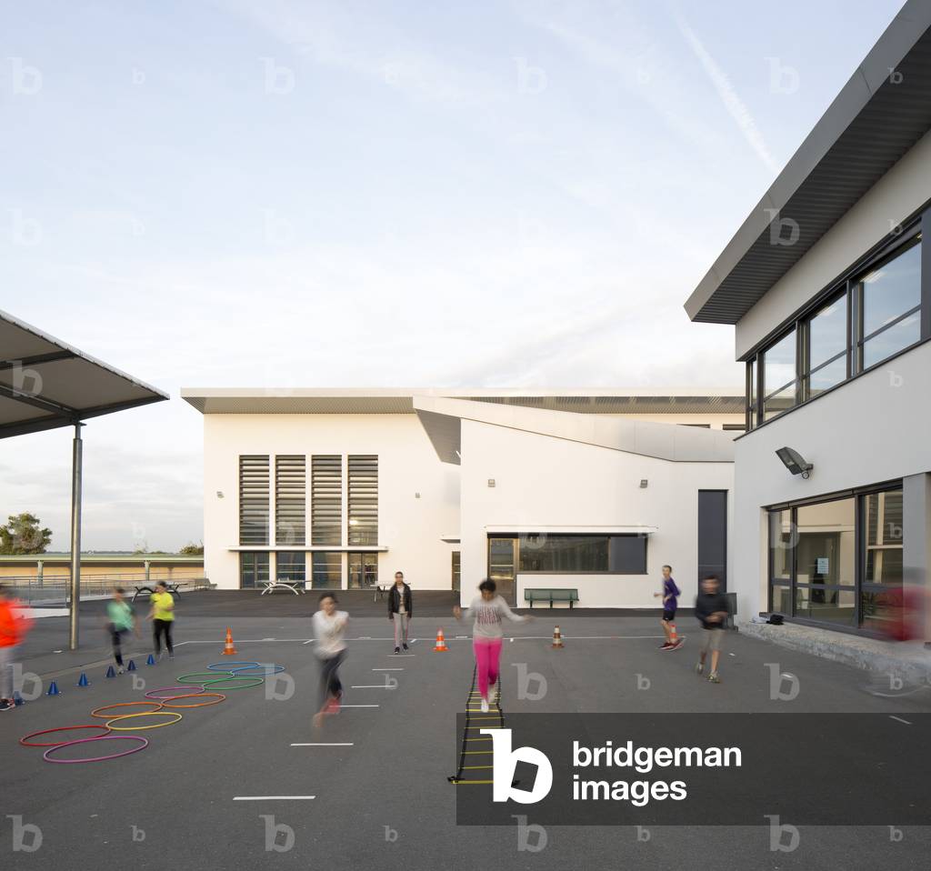 Gymnasium,  Yvelines, France (photo)