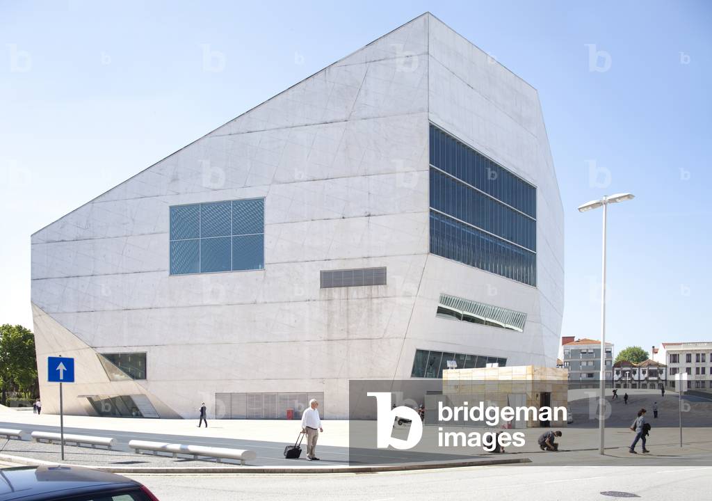 View of Casa da Musica, designed by Rem Koolhaas OMA, Porto, Portugal (photo)