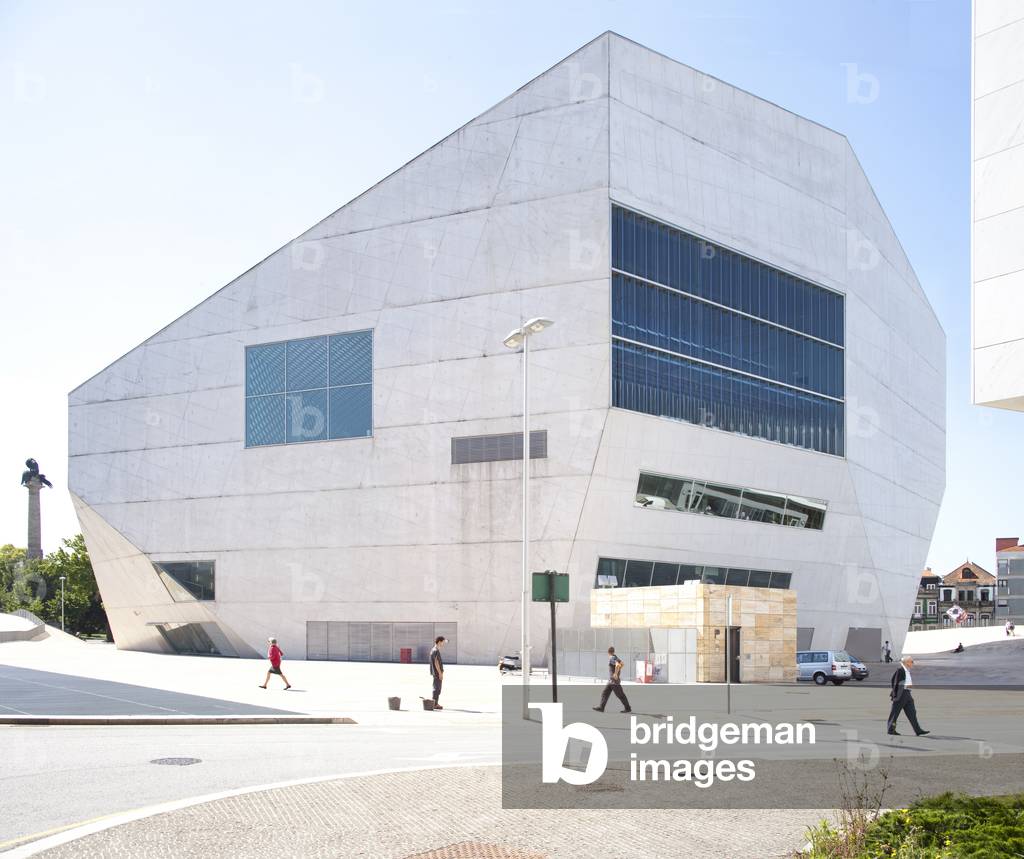 View of Casa da Musica, designed by Rem Koolhaas OMA, Porto, Portugal (photo)