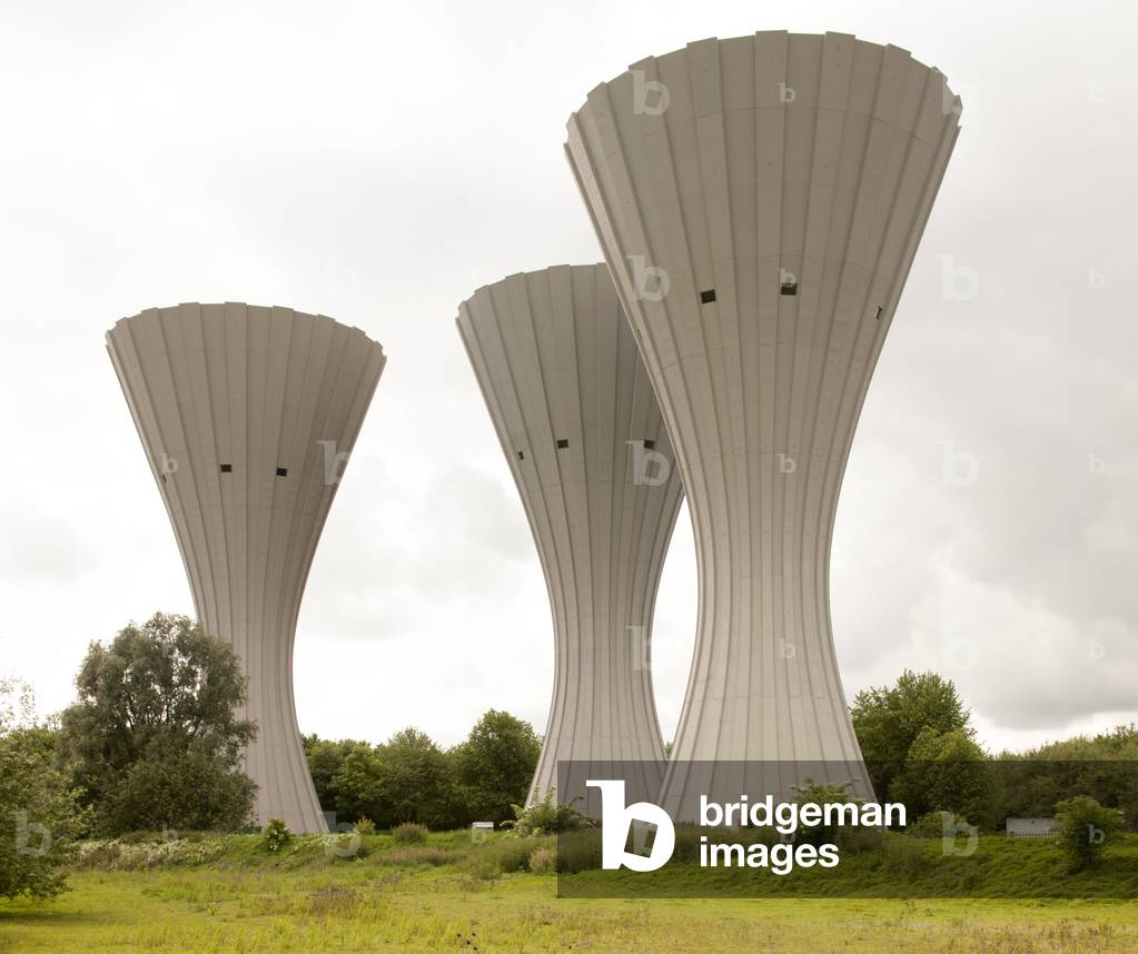 Water Tower, Parc Départemental du Sausset, Paris suburbs Seine-Saint-Denis, France (photo)