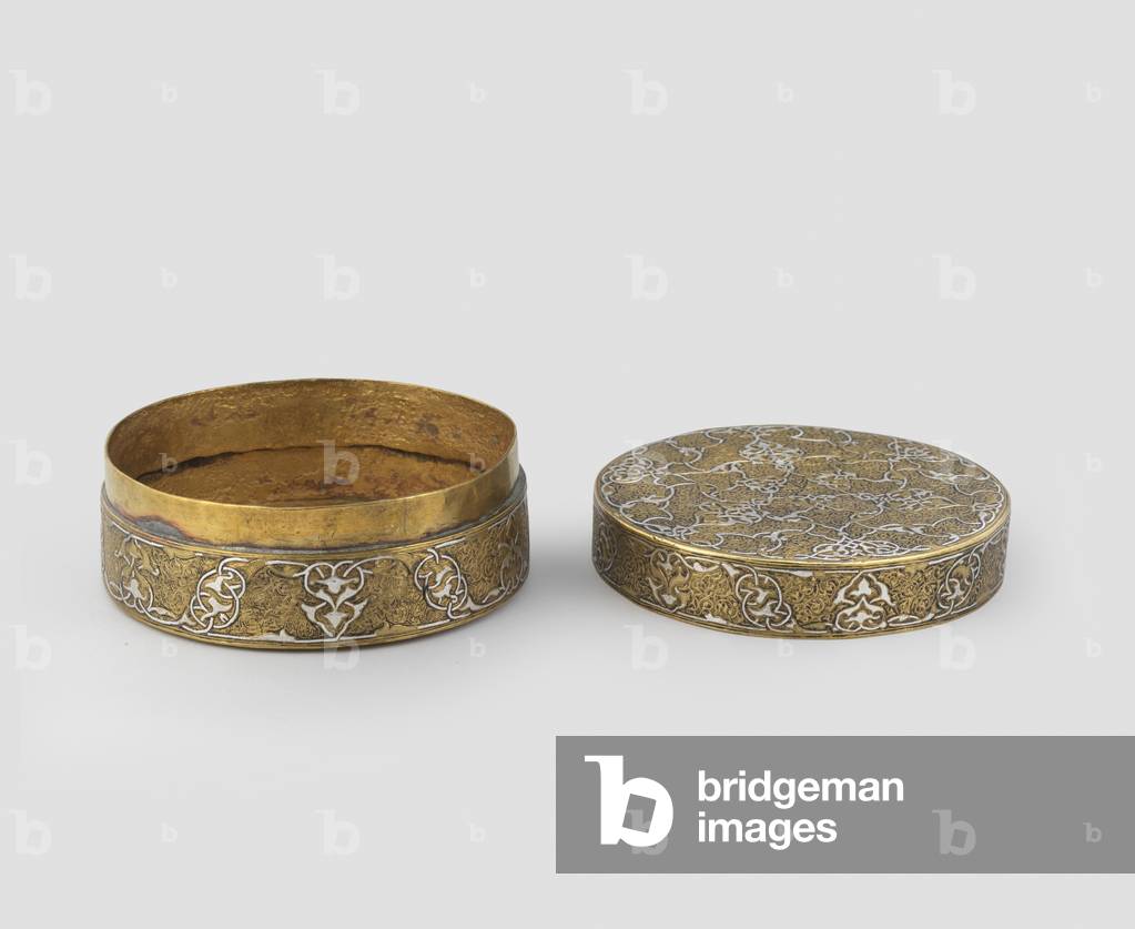 Cylindrical box with cover, 1400-c.1525 (metalworked brass with silver inlay) [see 5948503]