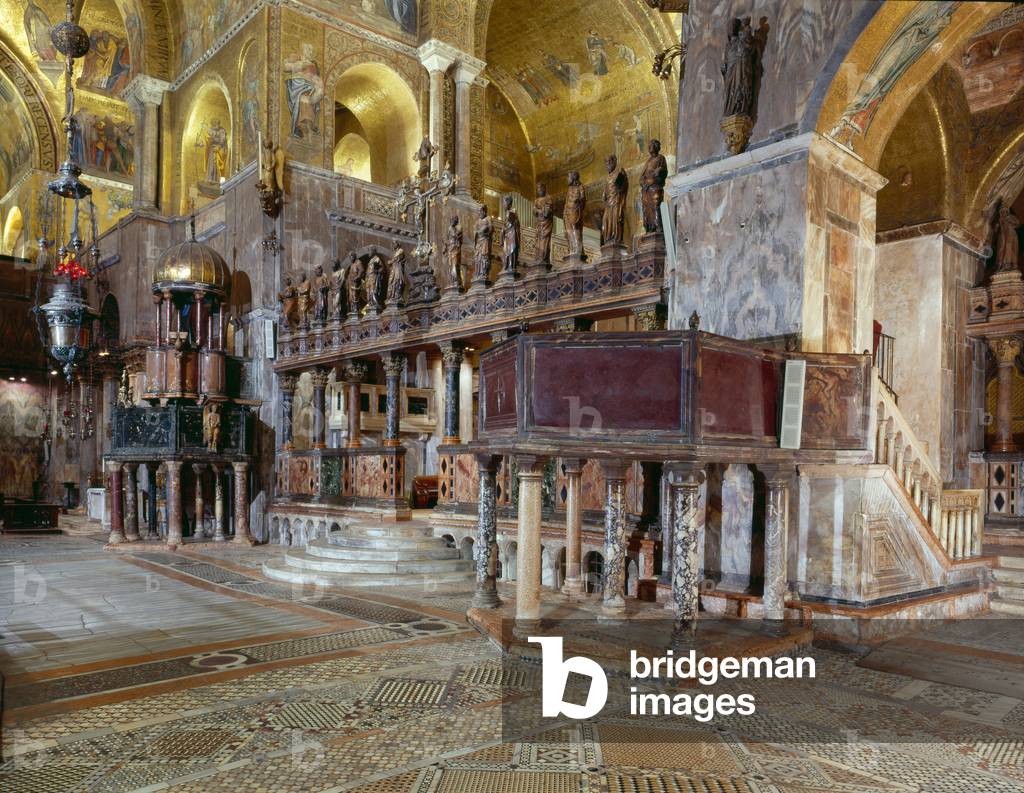 View of the Iconostasis, Saint Mark's Basilica, Venice (photo) 