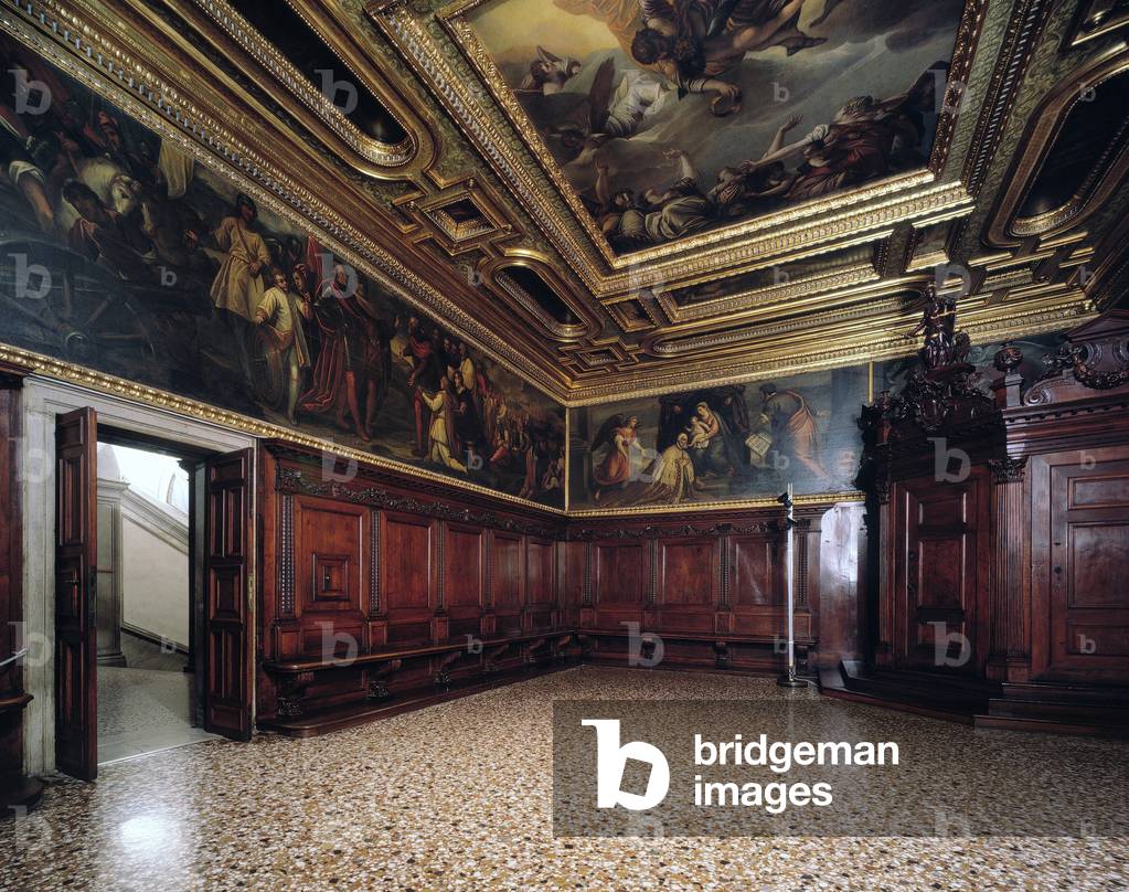 View of the Sala della Bussola, Palazzo Ducale, Venice, Italy (photo)