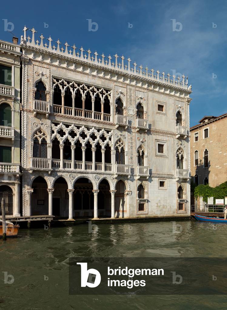 Front view of Palazzo Ca D'Oro, Venice, Italy (photo)