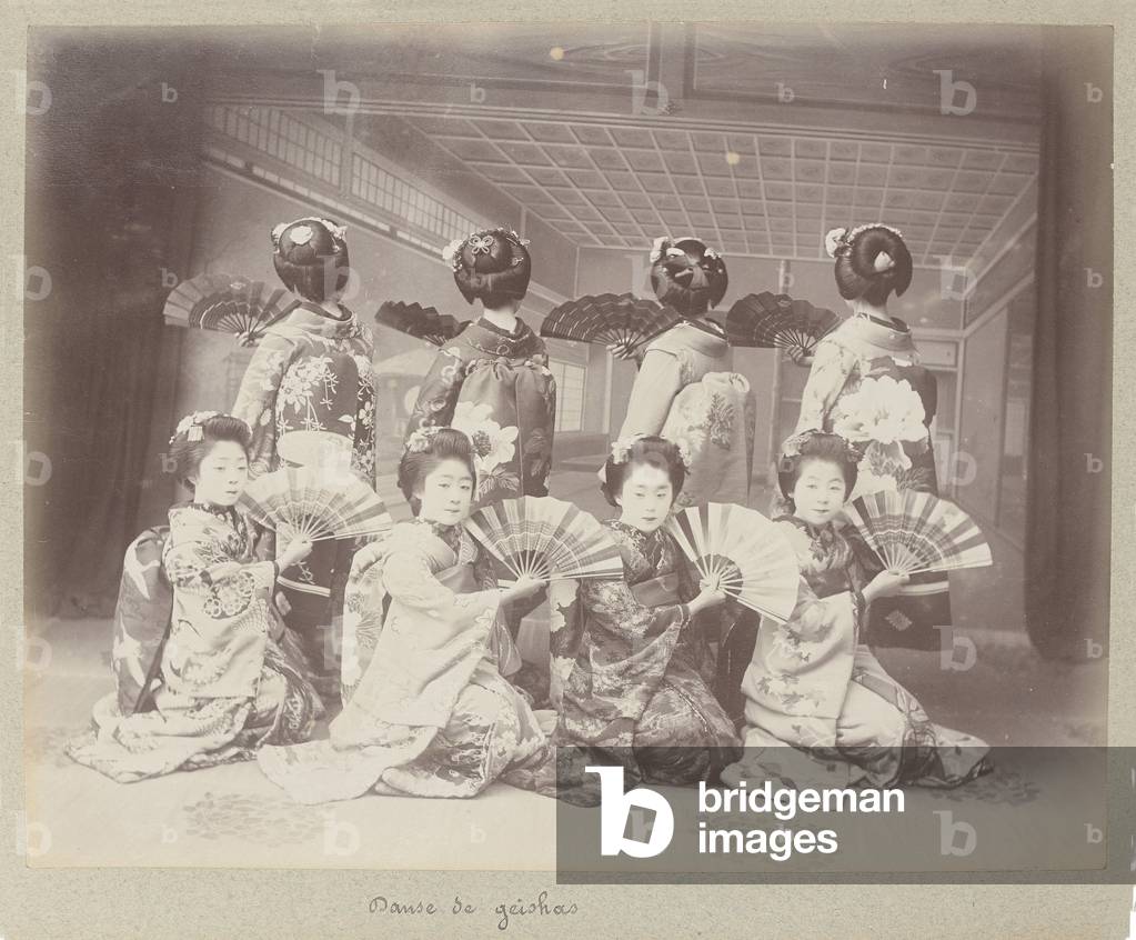 Geishas Dance - Japan 1880-1910 -