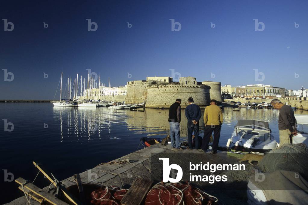 Life in the ancient core of the city, Gallipoli, Salento, Puglia, Italy