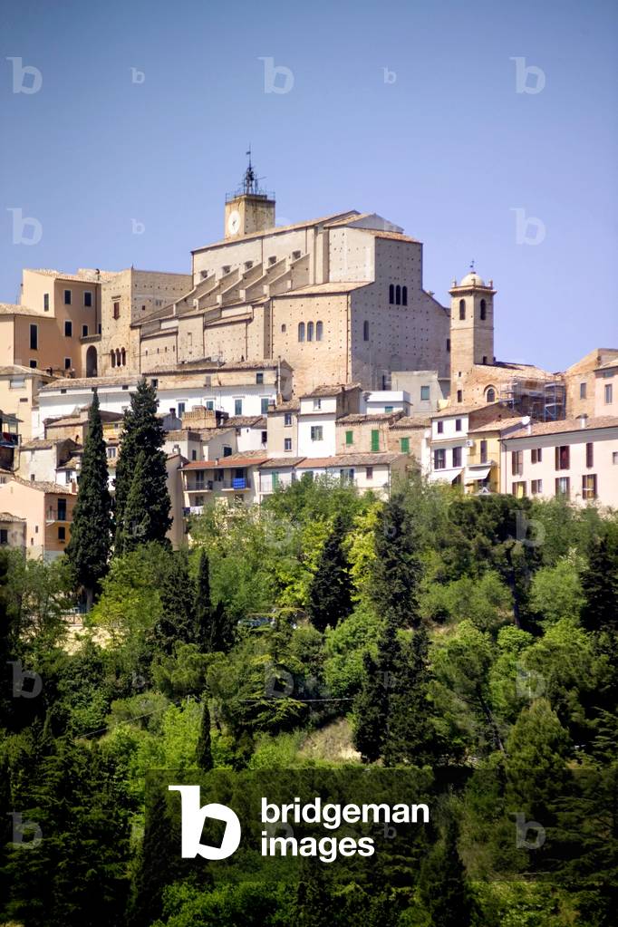 Foreshortening, Loreto Aprutino, Abruzzo, Italy