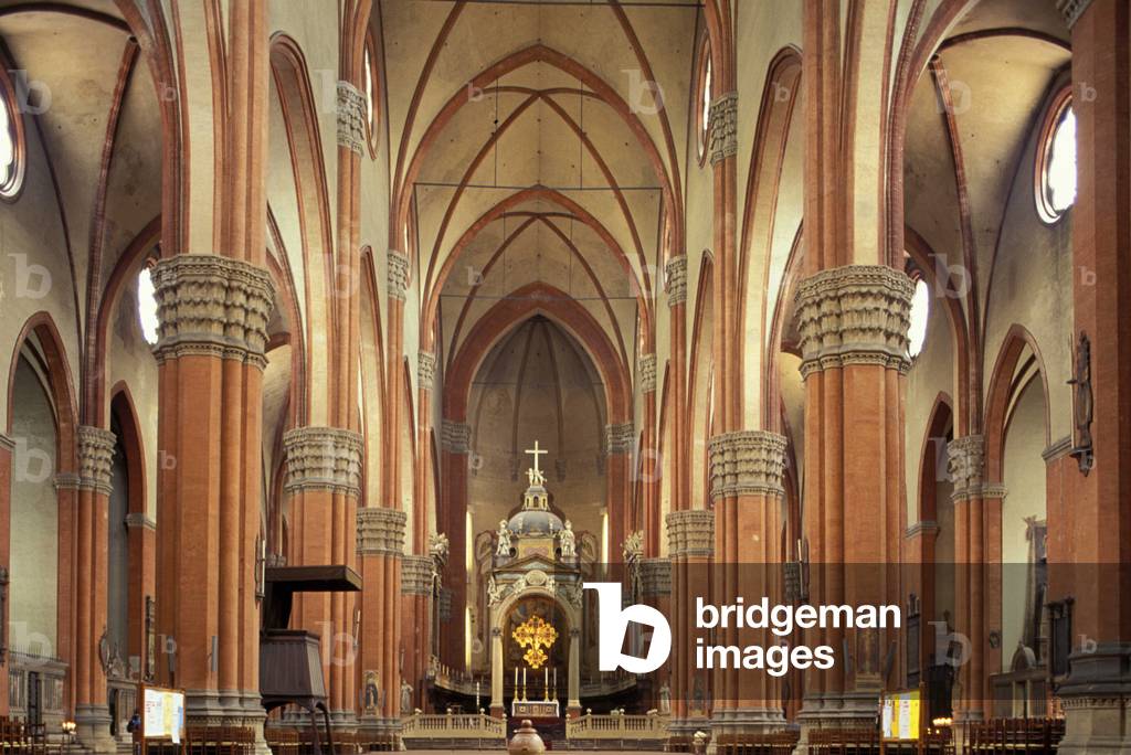 Interior of San Petronio church, Bologna, Emilia-Romagna, Italy
