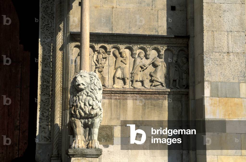 Particular of the Cathedral, Modena, Emilia Romagna, Italy