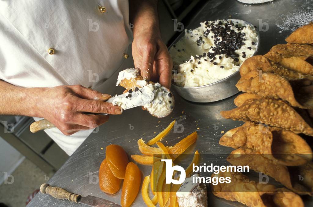Preparation of cannoli, Trapani, Sicily, Italy