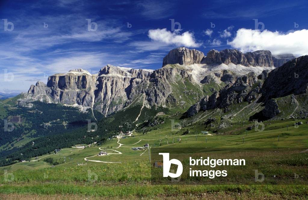 Immagine di Fotografia "Catena montuosa del Sella"