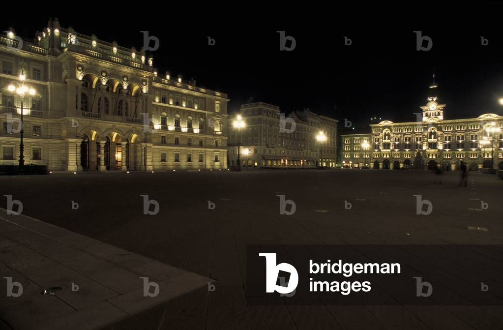 Units d'Italia square by night, Trieste, Friuli Venezia Giulia, Italy