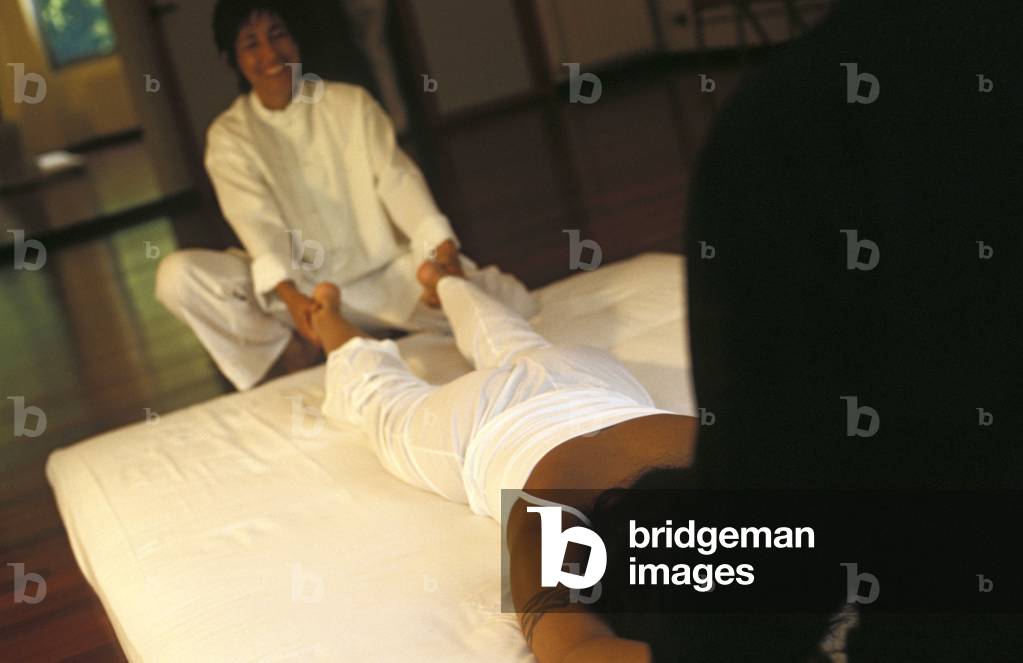 Zen Shiatzu massage (Ni Zen Tai), Pigna ancient thermal bath, Ligury, Italy