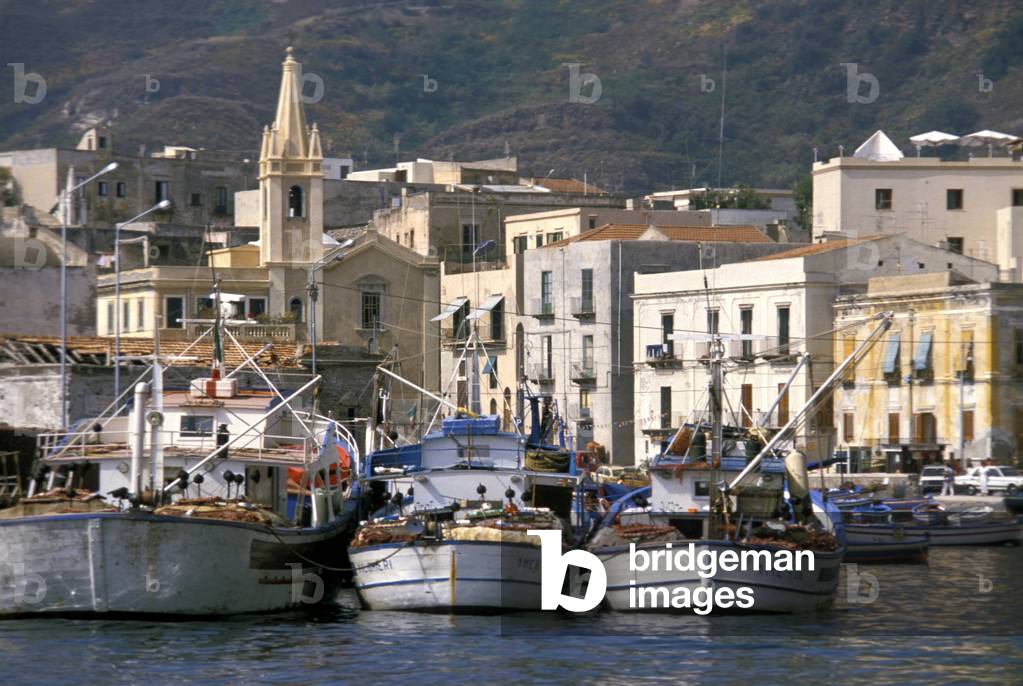 Harbour, Lipari, Aeolian islands, Sicily, Italy